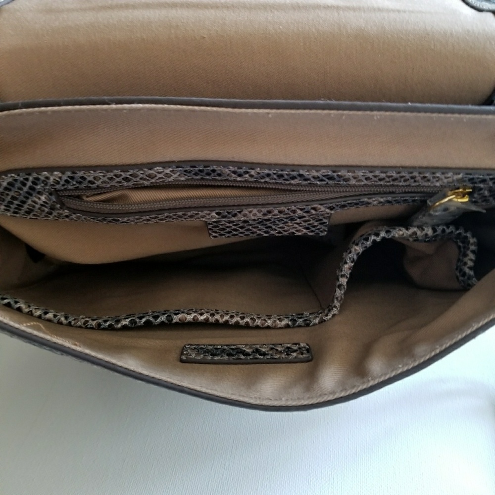 G.I.L.I Black Python Saddle Bag - image 6